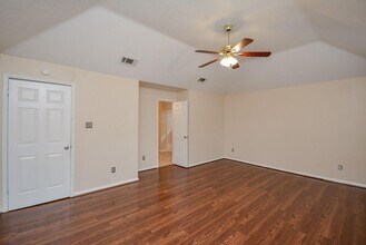 17023 Blue Mist Cir in Sugar Land, TX - Building Photo - Building Photo