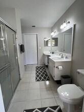 9775 Sun Pointe Dr in Boynton Beach, FL - Building Photo - Building Photo