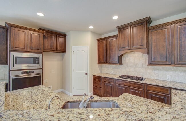 property at 1202 Watercrest Park Ln