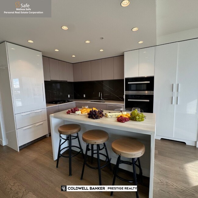 property at 1632 Lions Gate Ln