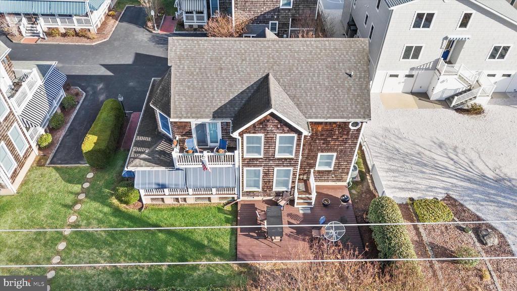 330 Garfield Pkwy in Bethany Beach, DE - Building Photo
