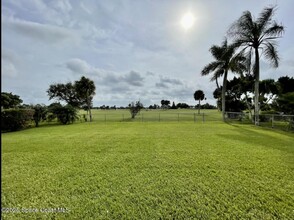 48 Country Club Rd in Cocoa Beach, FL - Building Photo - Building Photo