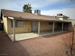 4732 Chantilly Ave in Las Vegas, NV - Building Photo - Building Photo