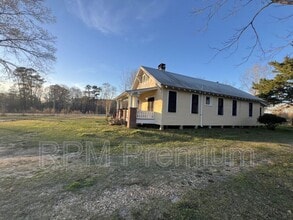 8222 LA-955 in Ethel, LA - Building Photo - Building Photo