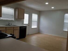 839 Autumn Point Ln in Spring, TX - Foto de edificio - Building Photo