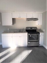 125 Bay St in Depoe Bay, OR - Building Photo - Building Photo