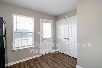 947 State Line Rd in Oak Grove, KY - Building Photo - Building Photo