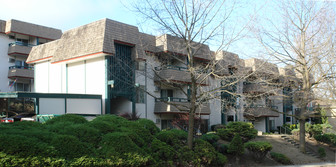 Maple View Apartments