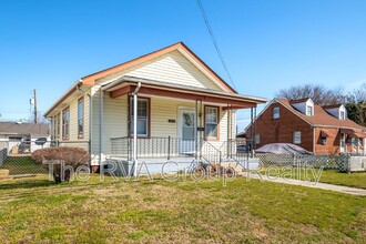 2010 Fairfield Ave in Richmond, VA - Building Photo - Building Photo