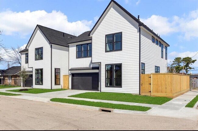 property at 5613 Leonard St