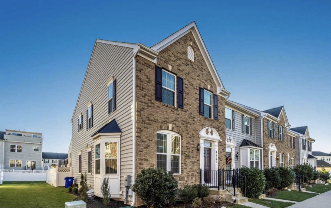 6427 Walcott Ln, Unit Cosi 1 bedroom  Apartment in Frederick, MD - Building Photo