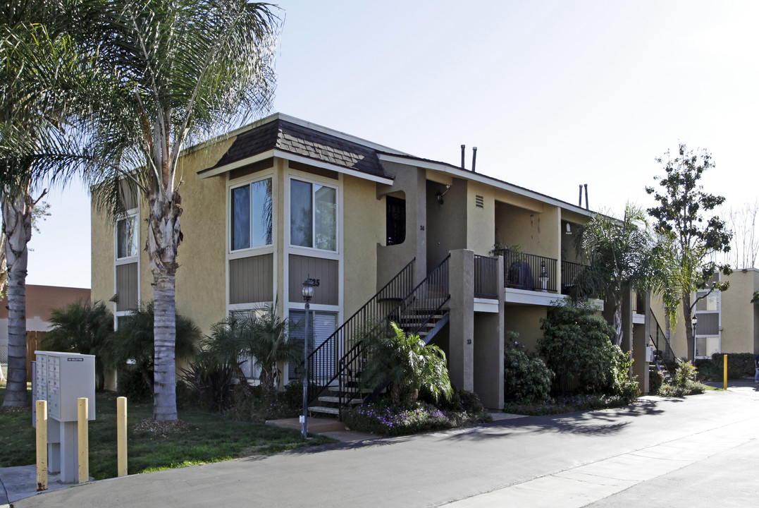 La Serena Estates in Escondido, CA - Building Photo