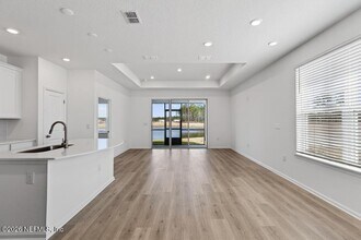 368 Woods Ln in St. Augustine, FL - Foto de edificio - Building Photo