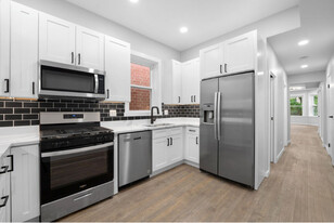 1518 W Melrose St in Chicago, IL - Building Photo