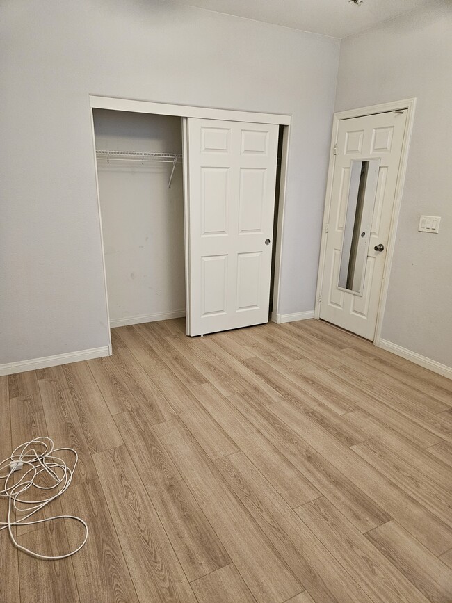 property at 7204 Mountain Den Ave