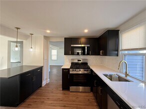 77 Balbach Dr in Cheektowaga, NY - Building Photo - Building Photo