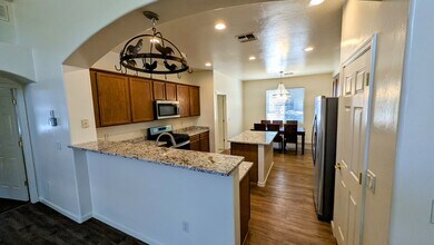 13751 E Vía Valle De Lobo in Vail, AZ - Building Photo - Building Photo