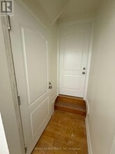 22 Waterdale Rd in Brampton, ON - Building Photo - Building Photo