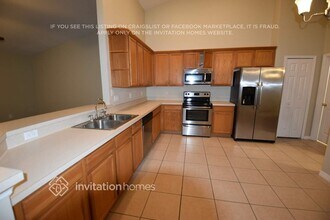 1518 Stoneywood Way in Apopka, FL - Foto de edificio - Building Photo