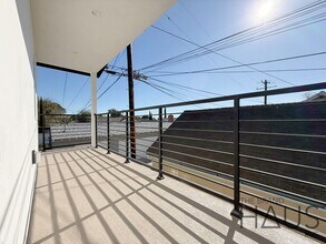 616 Park Ave in Long Beach, CA - Building Photo - Building Photo