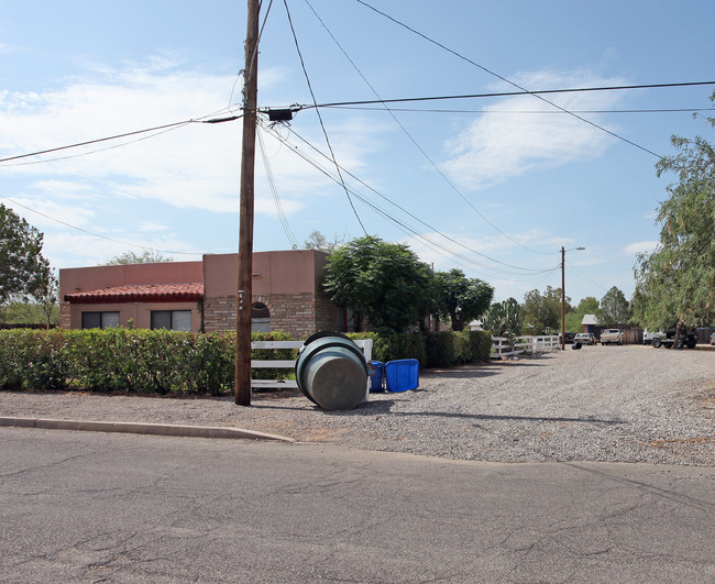 432 E Mohave Rd in Tucson, AZ - Building Photo - Building Photo