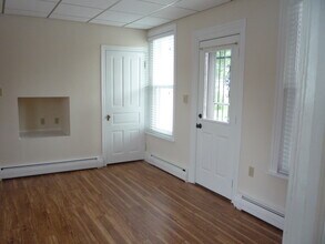 65 S 2nd St, Unit Apt. 2 in Emmaus, PA - Building Photo - Building Photo