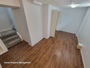 128 Kaskitayo Ct NW in Edmonton, AB - Building Photo - Building Photo