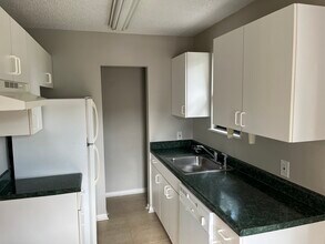 7345 Boysenberry Ln N, Unit Apartment in Jacksonville, FL - Building Photo - Building Photo