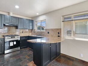 3913 W 178th St in Torrance, CA - Building Photo - Building Photo