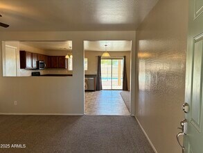 7207 S Sunrise Way in Buckeye, AZ - Building Photo - Building Photo