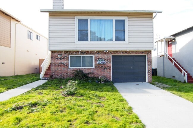 property at 260 Catalina Ave