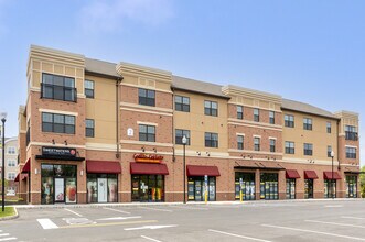 LO & Resident Gym Strip in Freehold, NJ - Building Photo - Building Photo