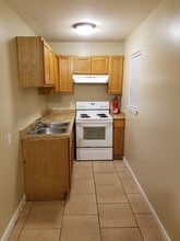3873 W Louisiana State Dr in Kenner, LA - Building Photo - Building Photo