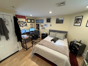 15 Orchard St, Unit 1 in Cambridge, MA - Building Photo - Building Photo