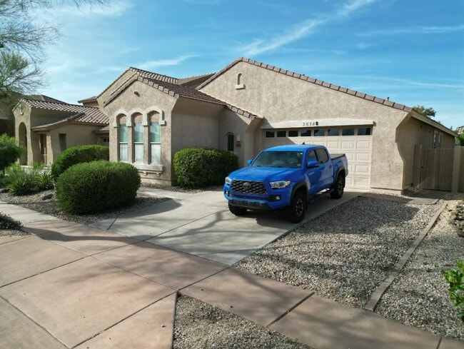 property at 3038 W Trapanotto Rd