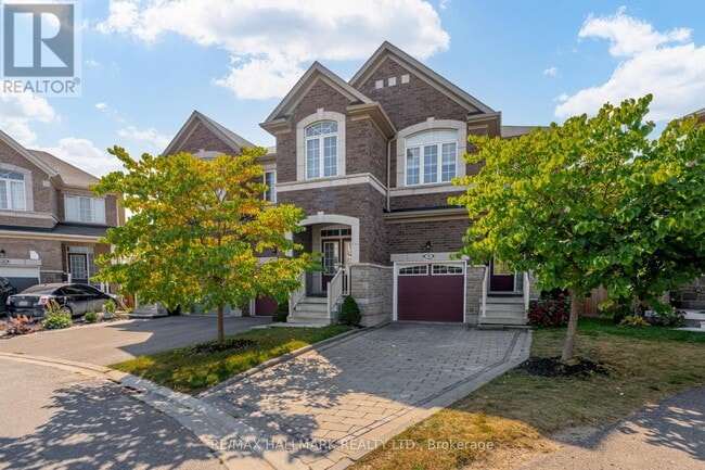 9 Keenlyside Ln. in Ajax, ON - Building Photo - Building Photo