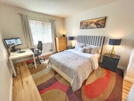 250 Santa Fe Ter, Unit 112 in Sunnyvale, CA - Building Photo