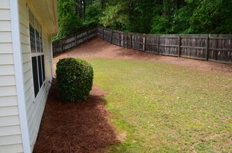 282 Ellesmere Ct in Sugar Hill, GA - Building Photo - Building Photo