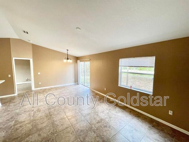 2502 Trianna St in North Port, FL - Building Photo - Building Photo