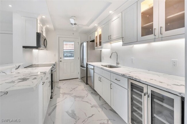 property at 222 Harbour Dr