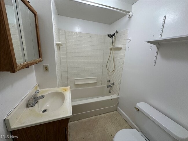 property at 696 Gaylord Ave