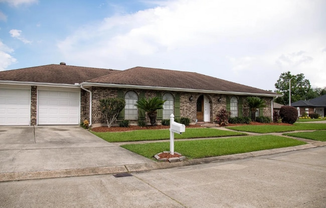 property at 3352 Irish Bend Rd