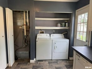 2914 W 67th St in Davenport, IA - Foto de edificio - Building Photo