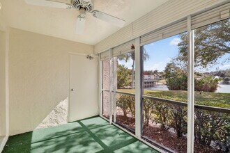 4996 Sable Pine Cir in West Palm Beach, FL - Building Photo - Building Photo