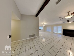 9150 Park Trail in San Antonio, TX - Building Photo - Building Photo