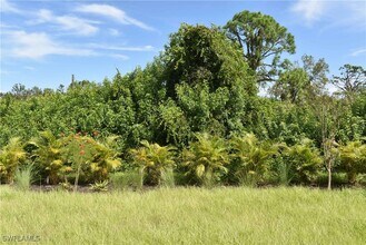 152 Red Cedar Park in Rotonda West, FL - Building Photo - Building Photo