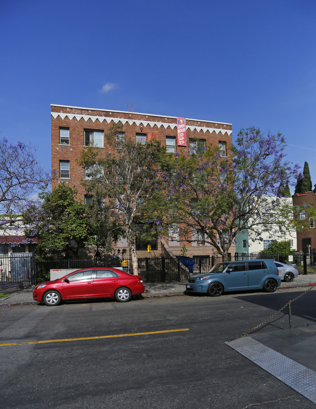 Kenmore Apartments in Los Angeles, CA - Building Photo - Building Photo