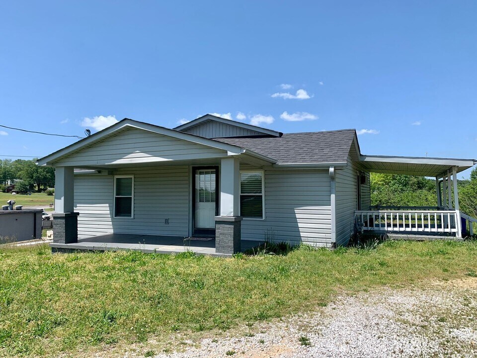 1119 Glendale St in Florence, AL - Building Photo