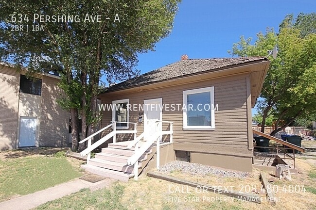 property at 634 Pershing Ave