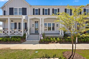 225 Harmony St in Flowood, MS - Building Photo